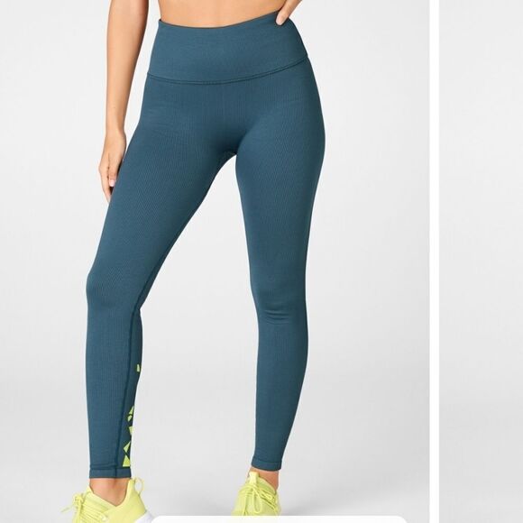 Fabletics High-Waisted Seamless Rib Legging Small - Picture 5 of 8